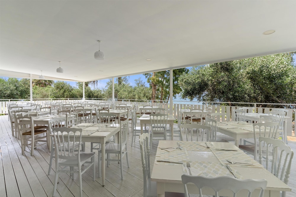 Calamos Beach Family Club Hotel By Anayia All Inclusive Resorts 53/68