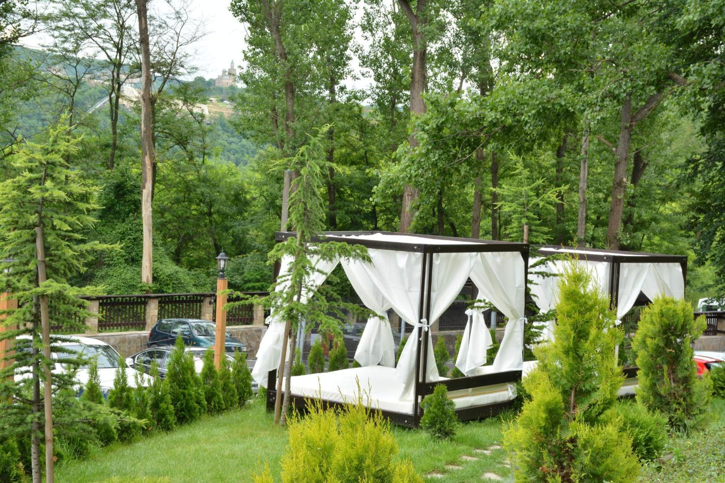Park Hotel Asenevtsi 47/50