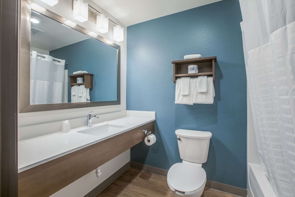 WoodSpring Suites Atlanta McDonough 37/39