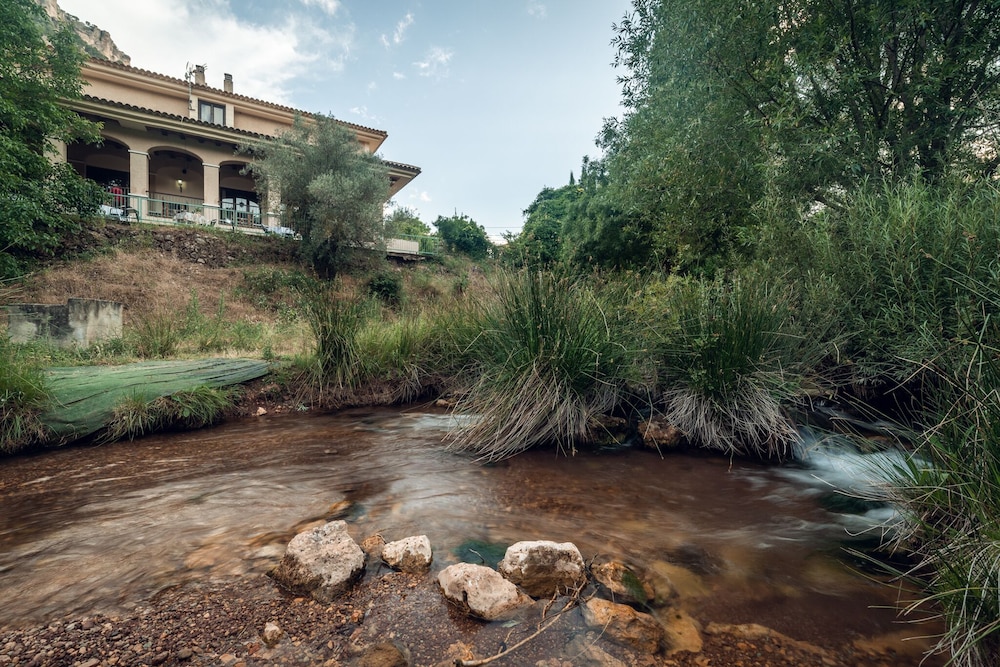 HOSTAL SIERRA DEL AGUA 26/32
