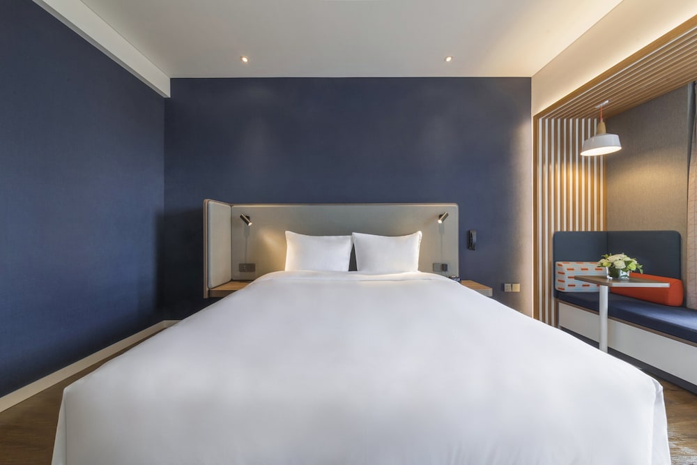 Holiday Inn Express Qingdao Chengyang Central 15/59