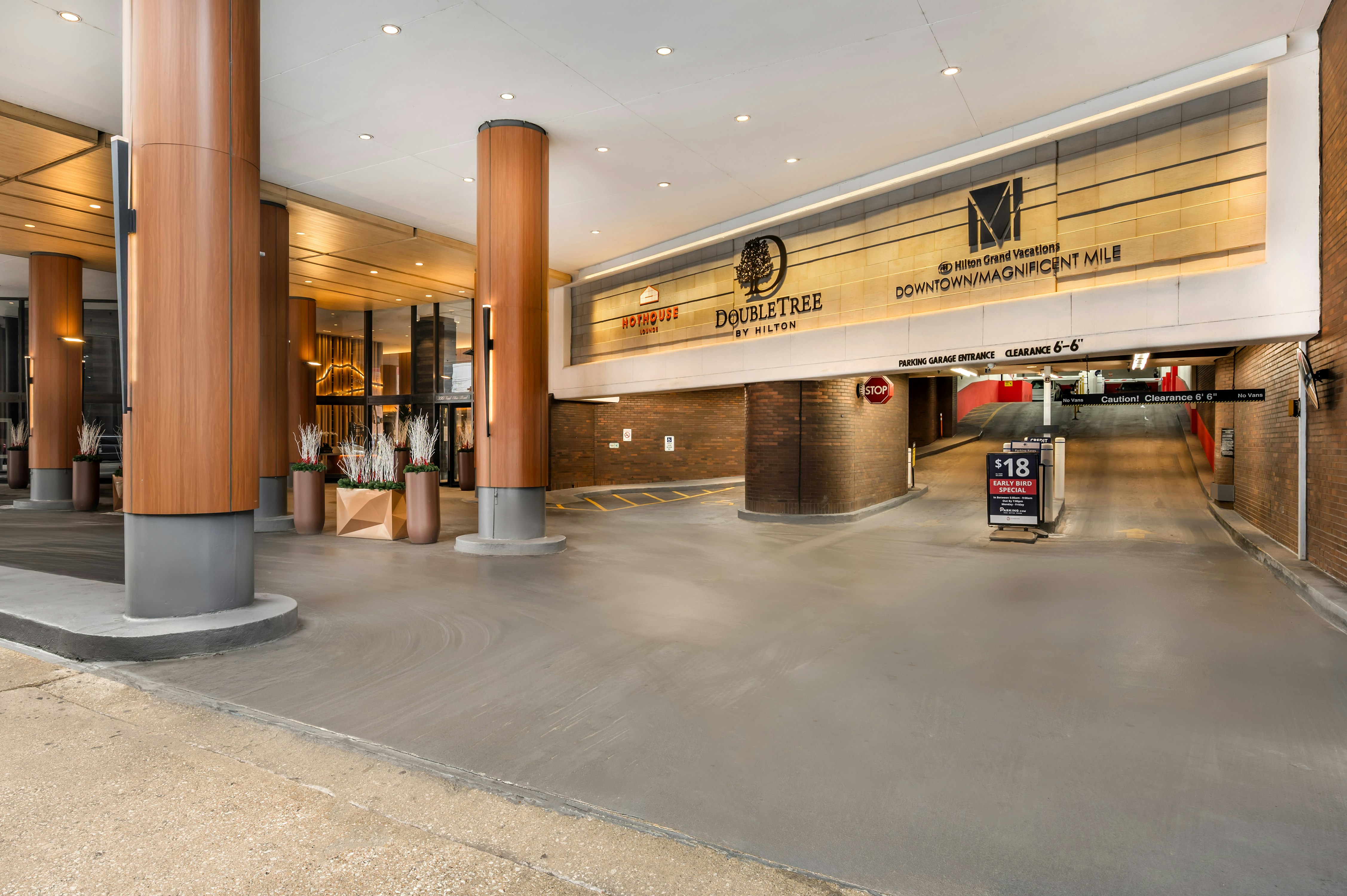 Hilton Grand Vacations Club Chicago Magnificent Mile 11/37