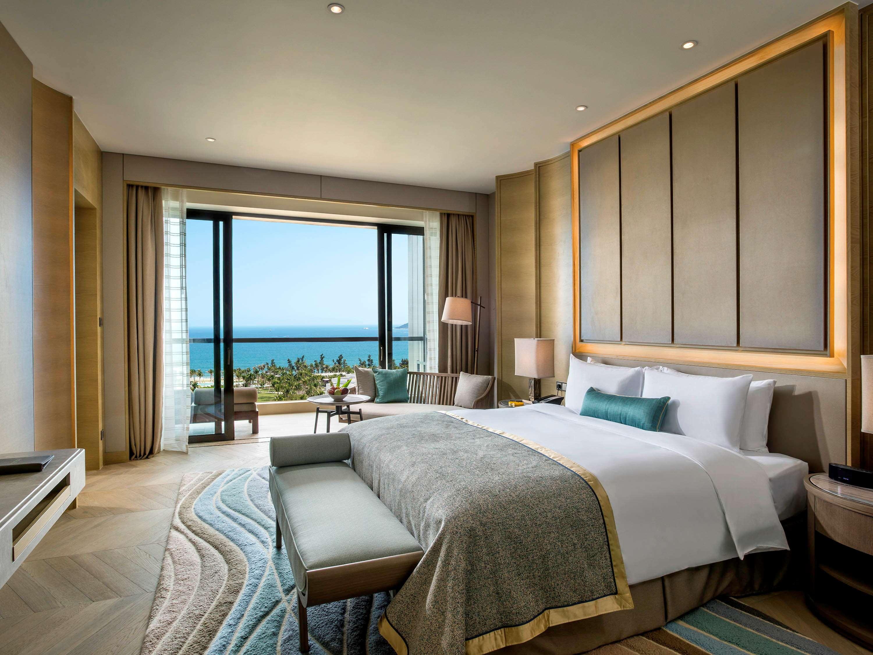 PREMIUM, FAMILY, SUITE, 2 KING BEDS, OCEAN FRONT