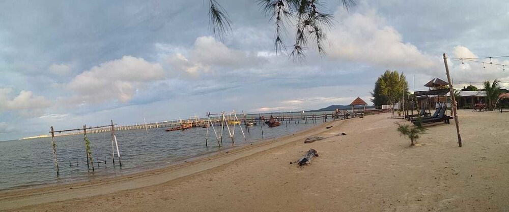 Hello Bintan Beach Cottages 43/49