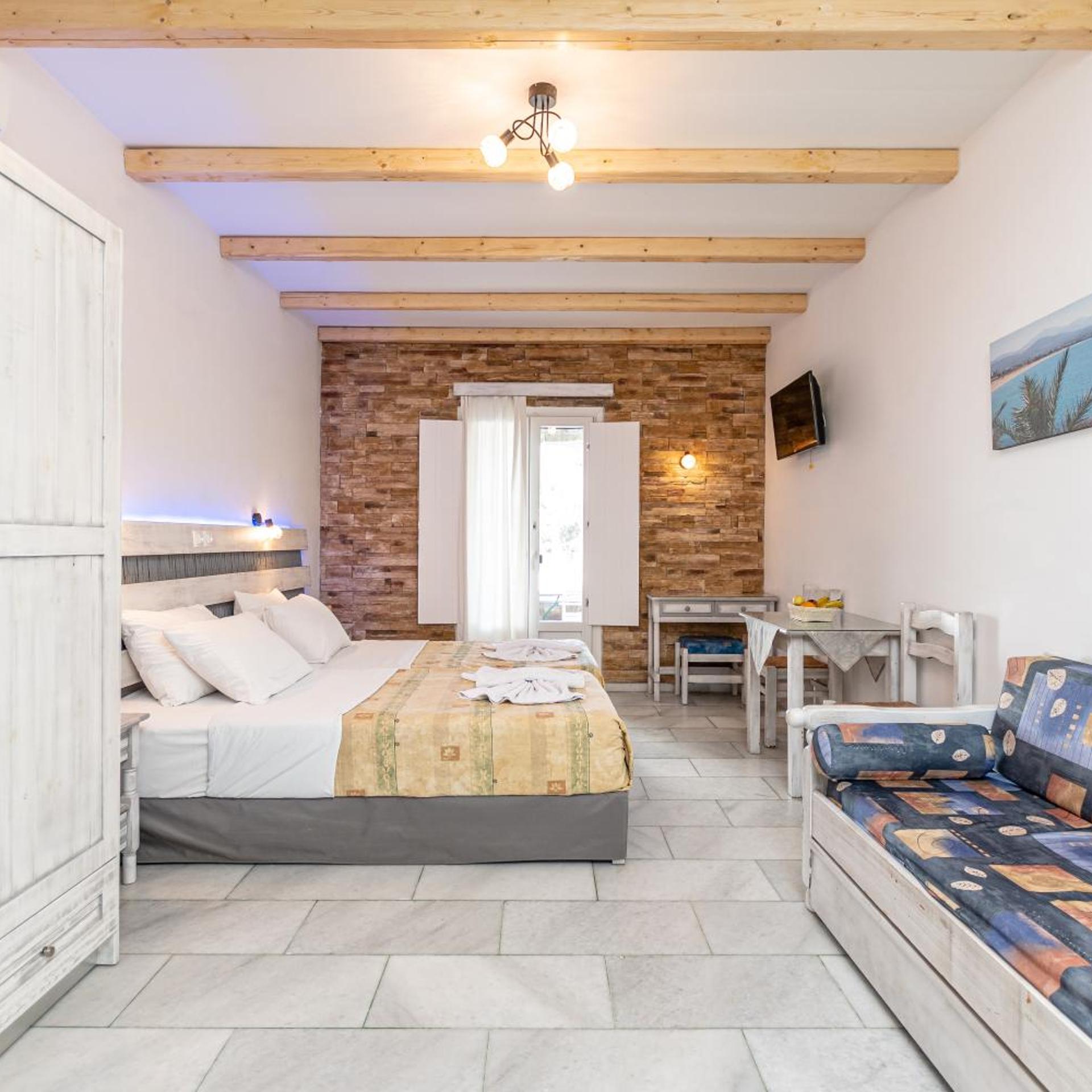 استوديو ثلاثي، Agios Prokopios Hotel 7/10