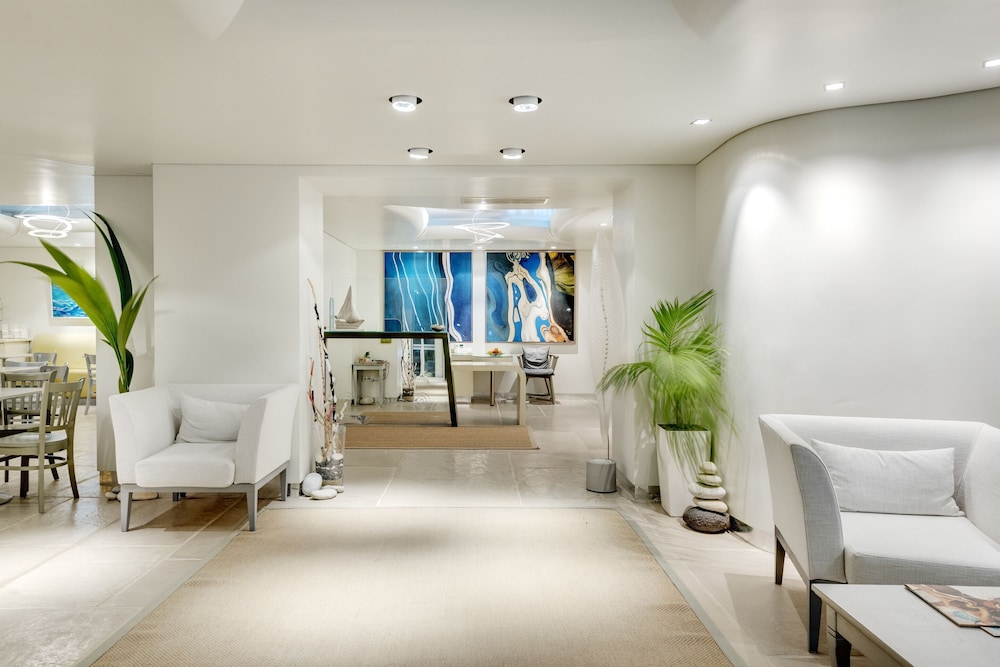 Kouros Art Hotel - Adults Only 48/72