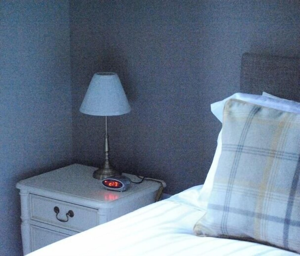 The Huntingdon B&B 22/34