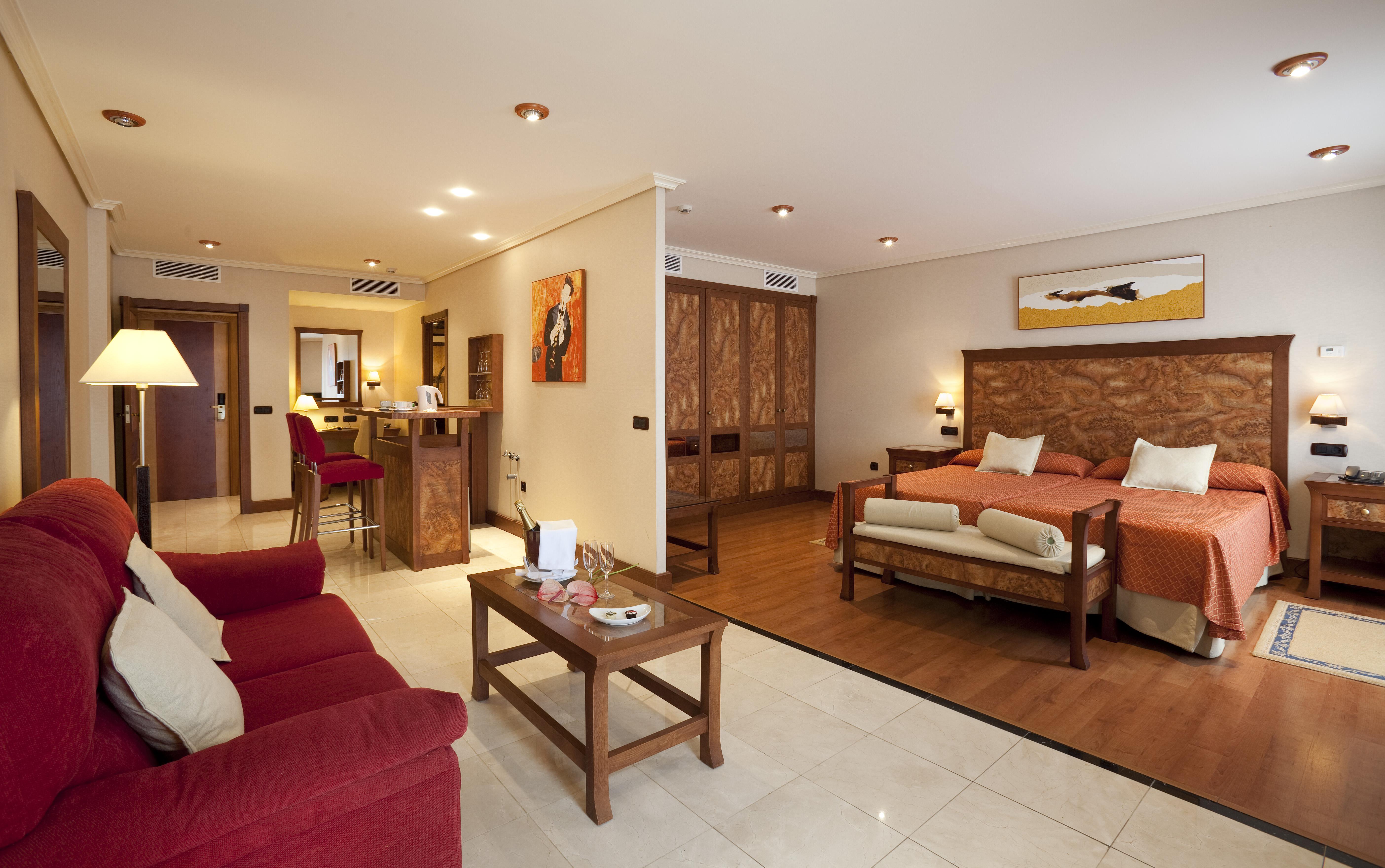 Suite, Mountain View, Balcony or Terrace