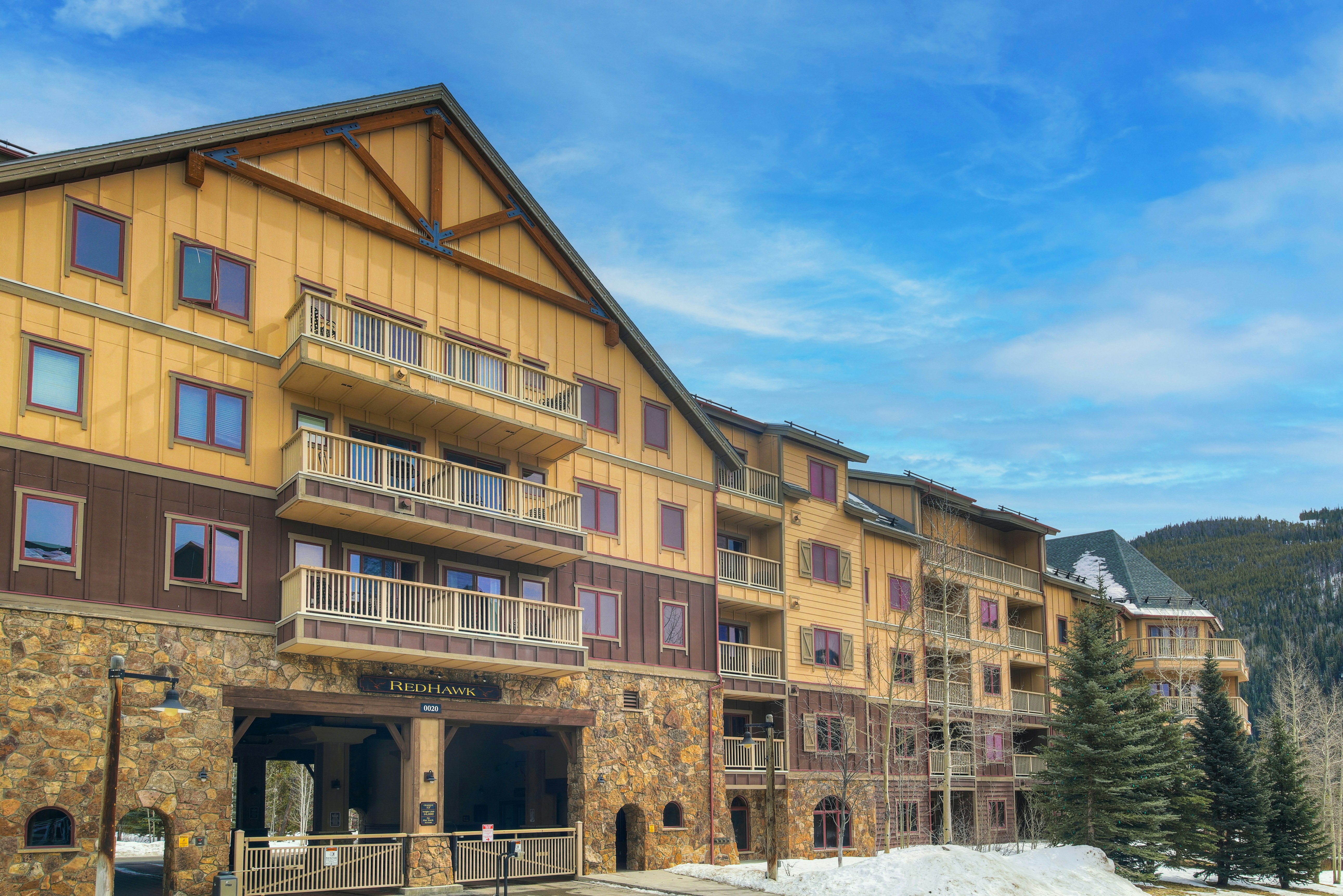 RedHawk Lodge and Townhomes by Keystone Resort 3/50