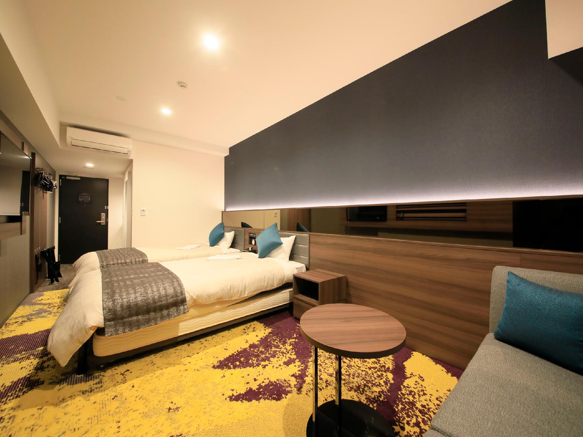 Plus, Moderate, Triple, Twin Beds