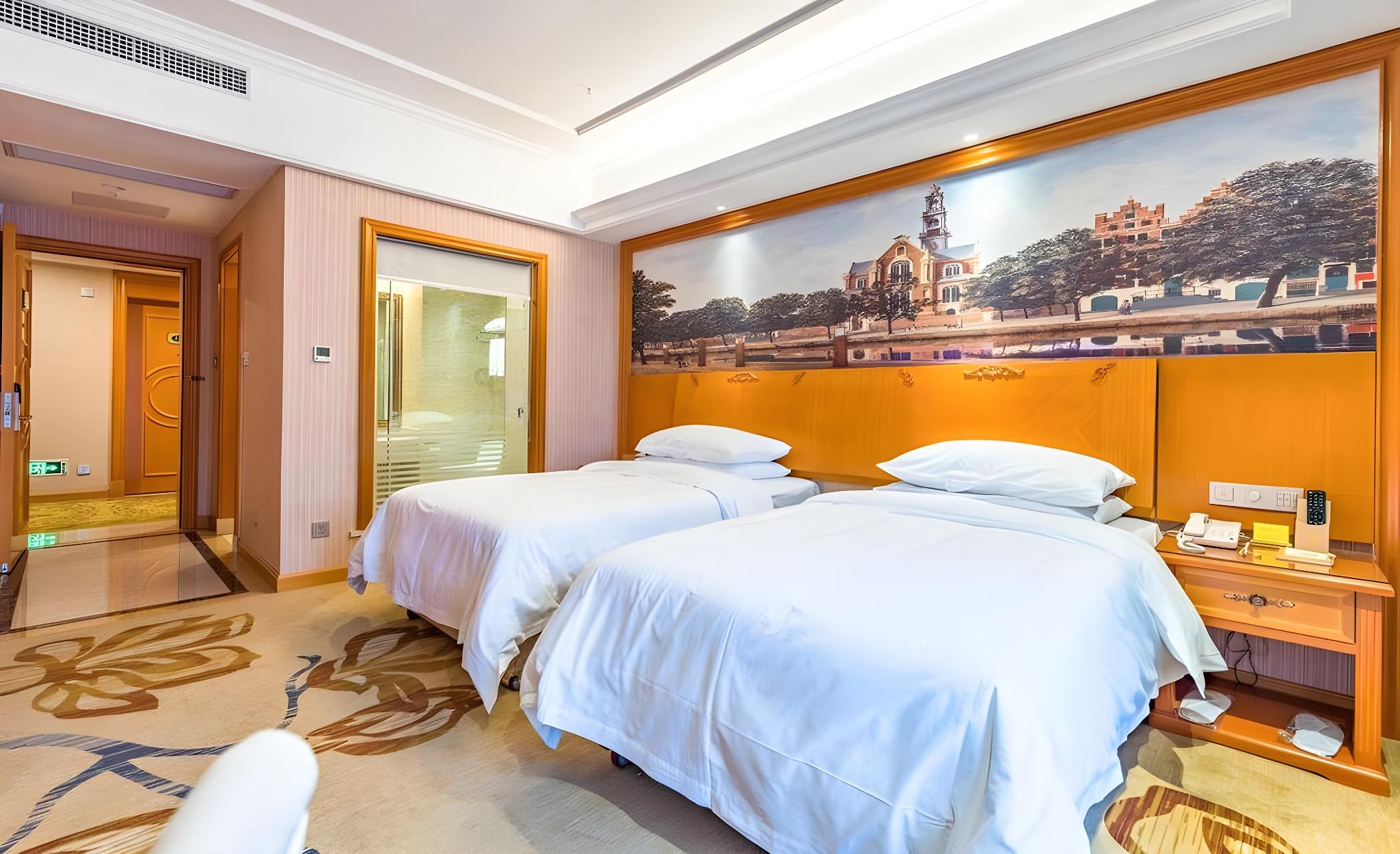 غرفة ديلوكس بسريرين منفصلين، Vienna Hotel (Enshi Hangkong Avenue) 2/2