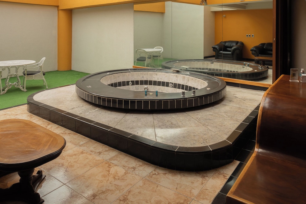 Hotel Escala Siglo XXI 40/50