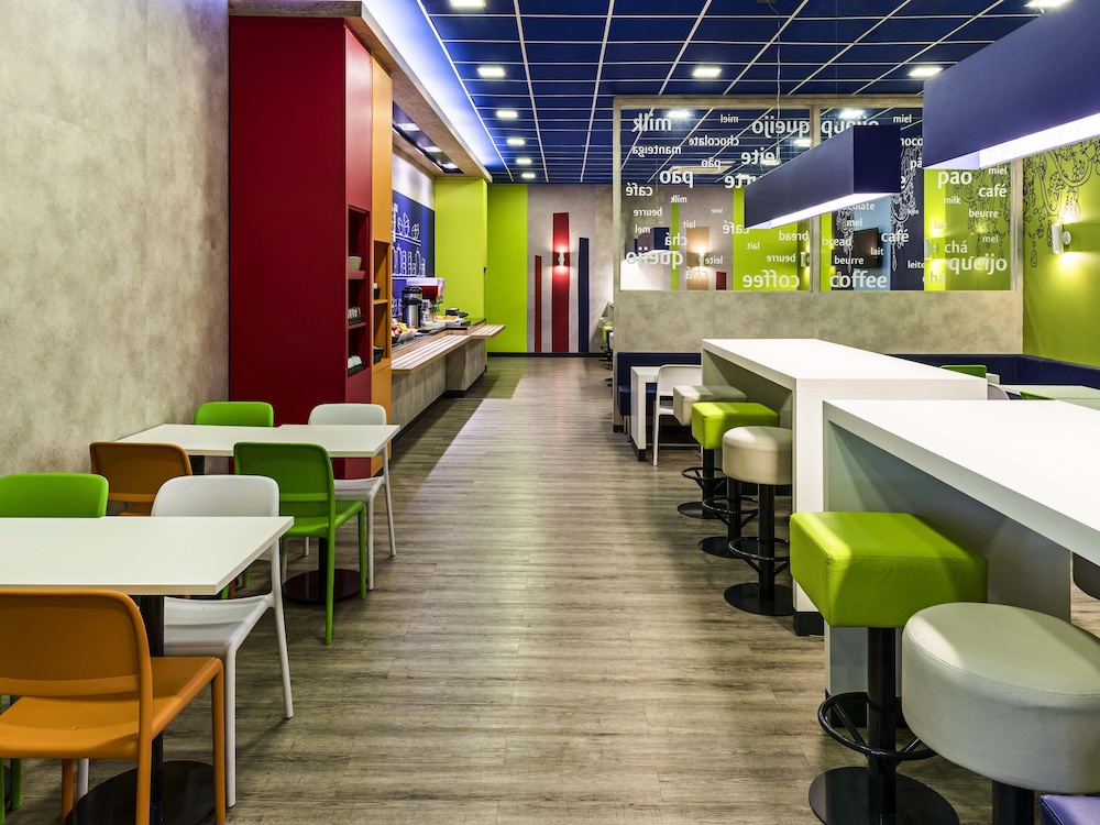 ibis budget RJ Praia de Botafogo 30/45