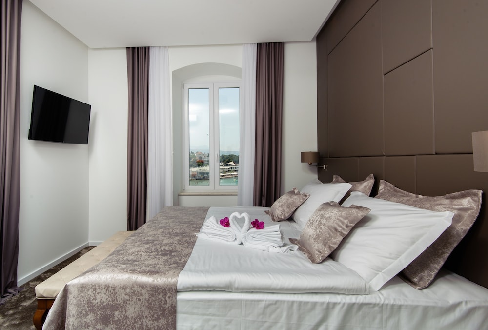 Dream Luxury Rooms 1/27