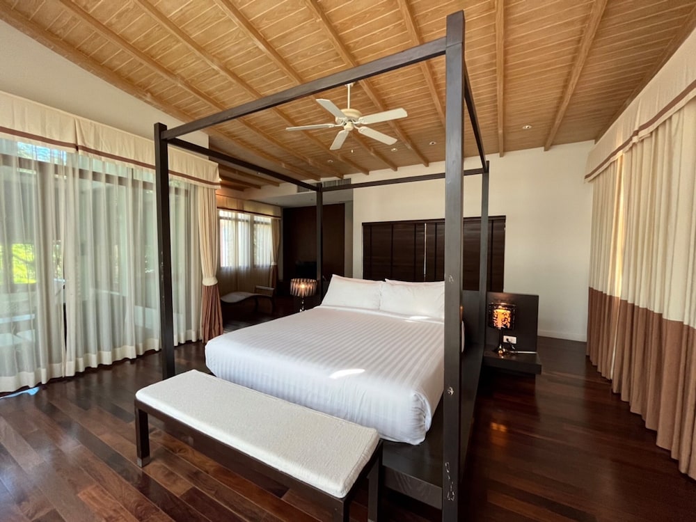Amatapura Beach Villa 10 21/51