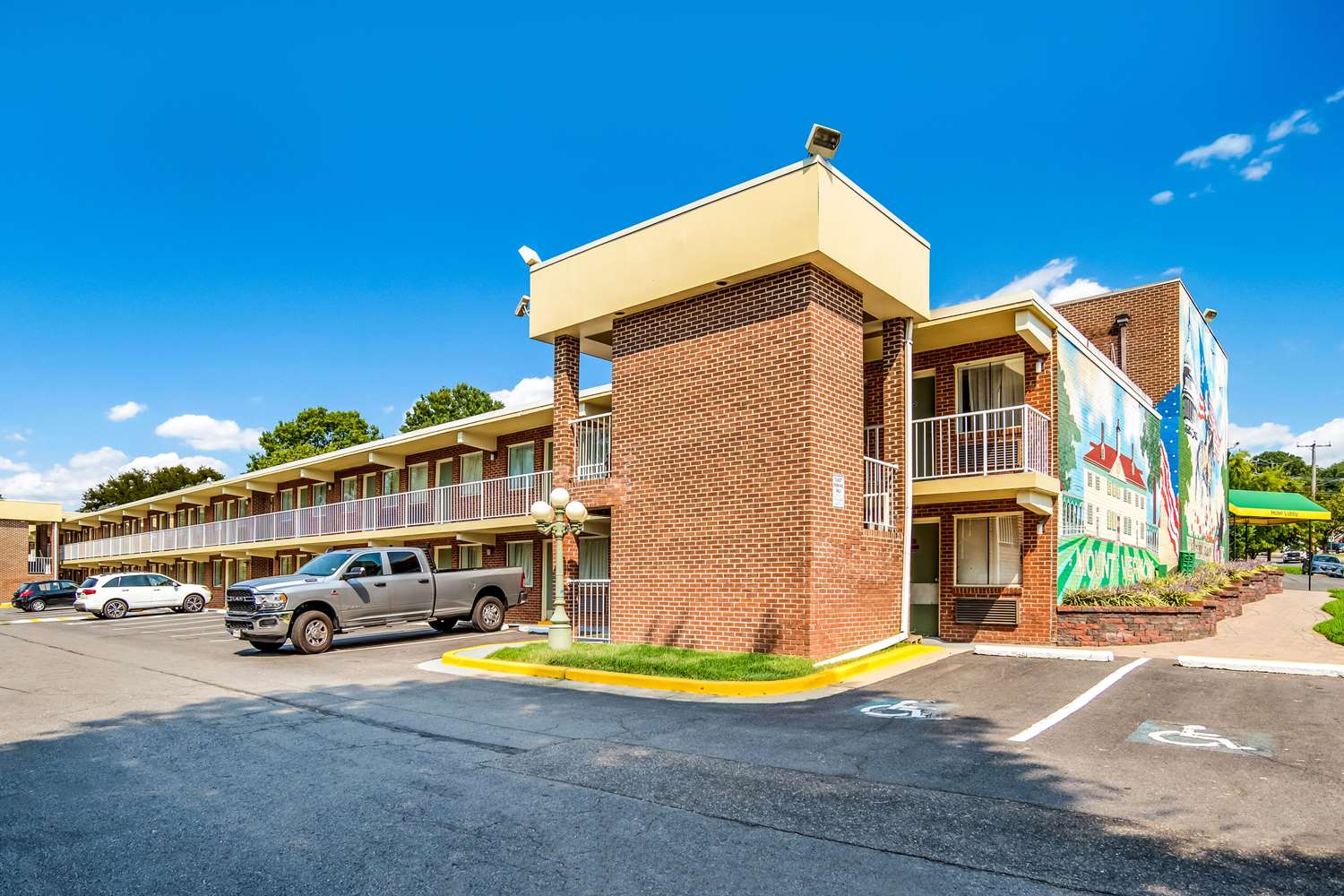 Quality Inn Mount Vernon 33/39