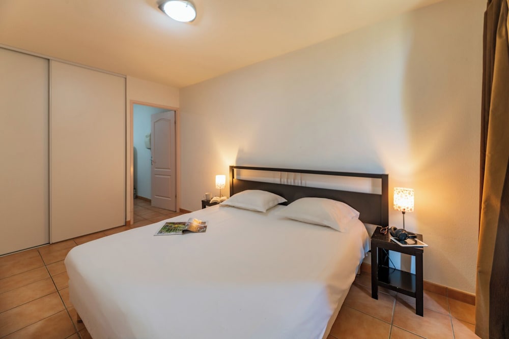 SUPERIOR, APARTMENT