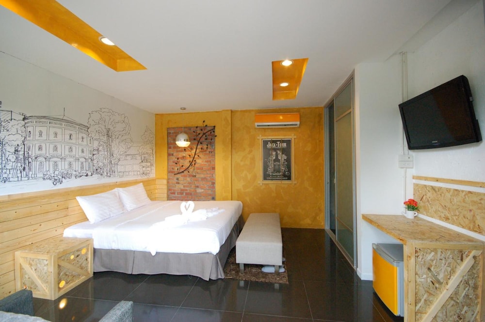 The Regent Resort Phuket 15/60