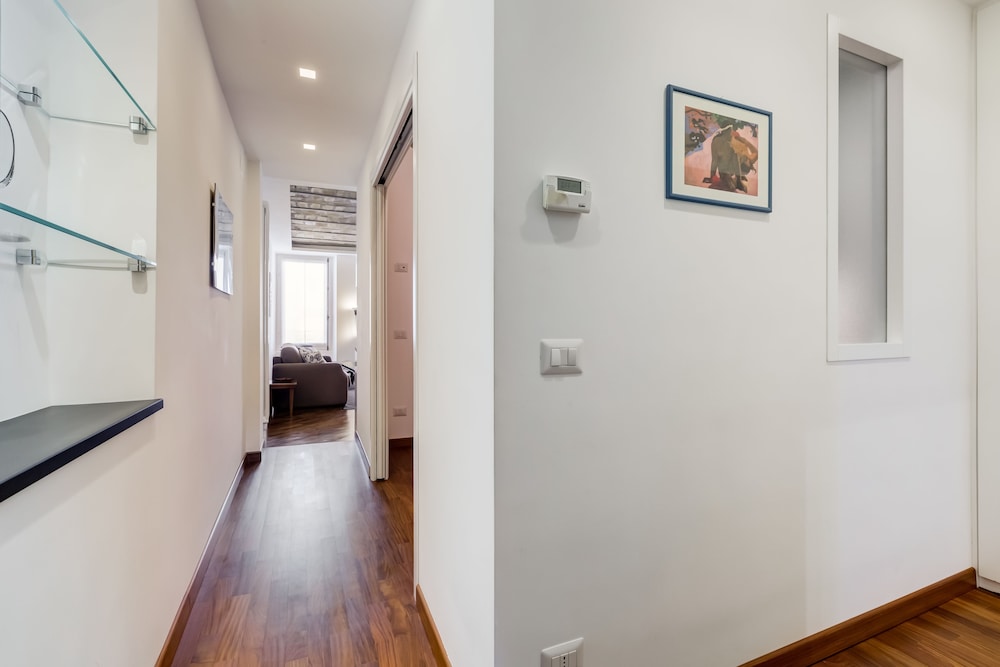 Piazza Navona-Coronari House 8/24