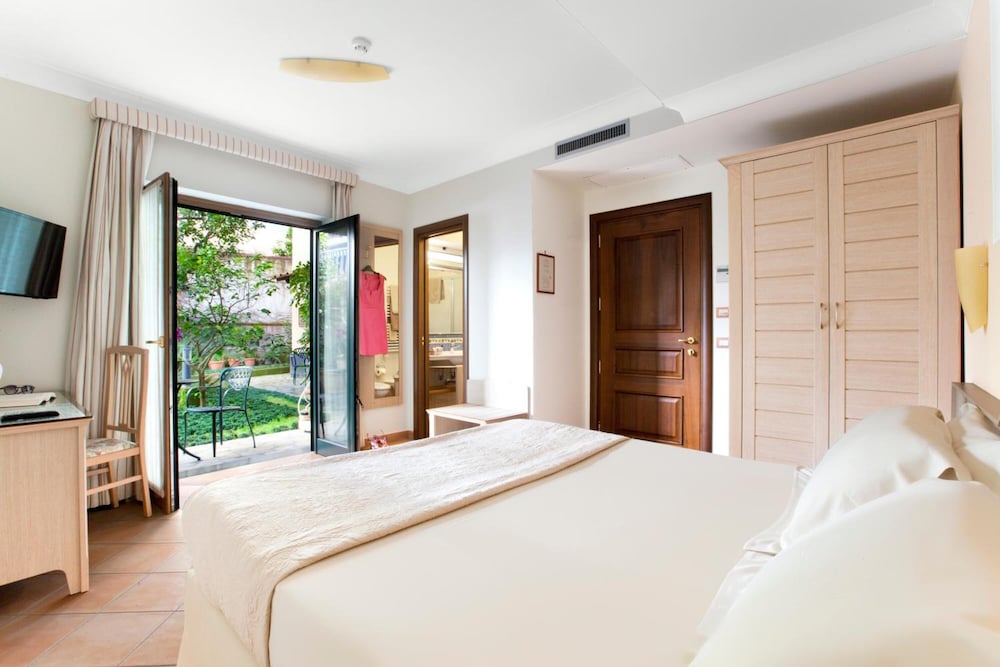 Villa Angiolina Relais 18/61
