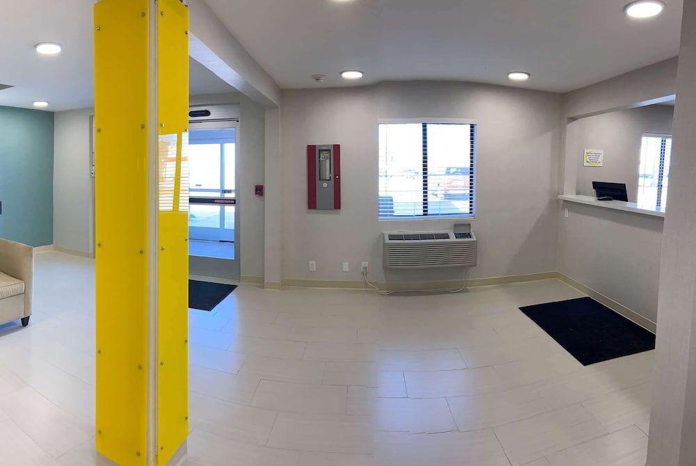 Super 8 By Wyndham York 15/22
