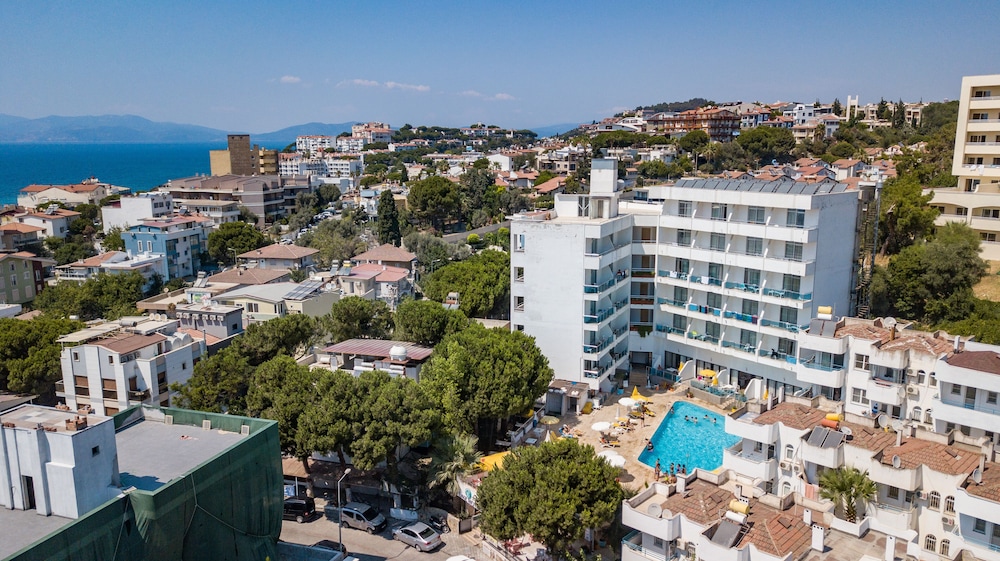 ponz boutique hotel 6/57