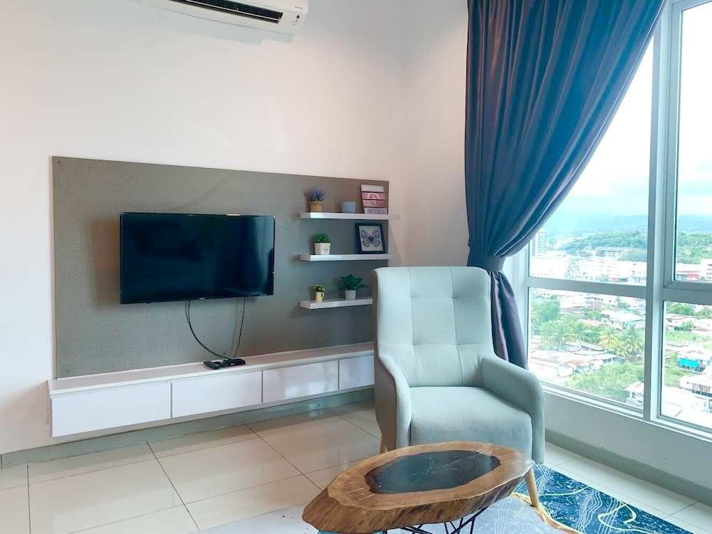 Sunset Seaview Vacation Condos Infinity Avenue Kota Kinabalu 31/50