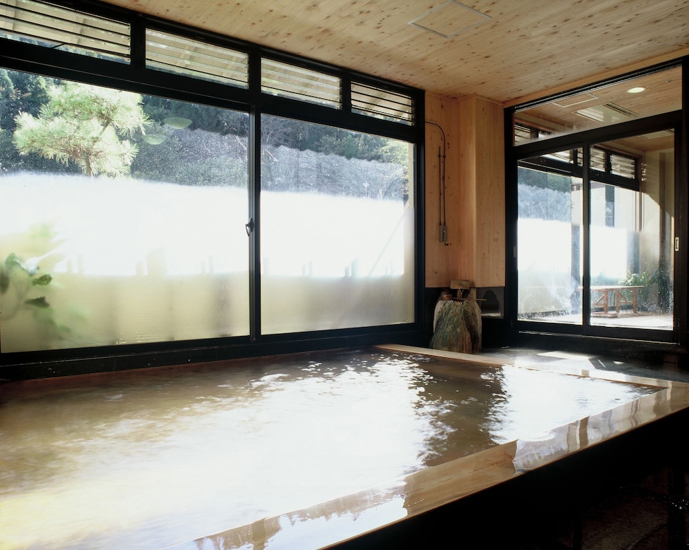 Kawayu Onsen Fujiya 12/31