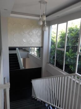 De Wahyu Hotel 10/25