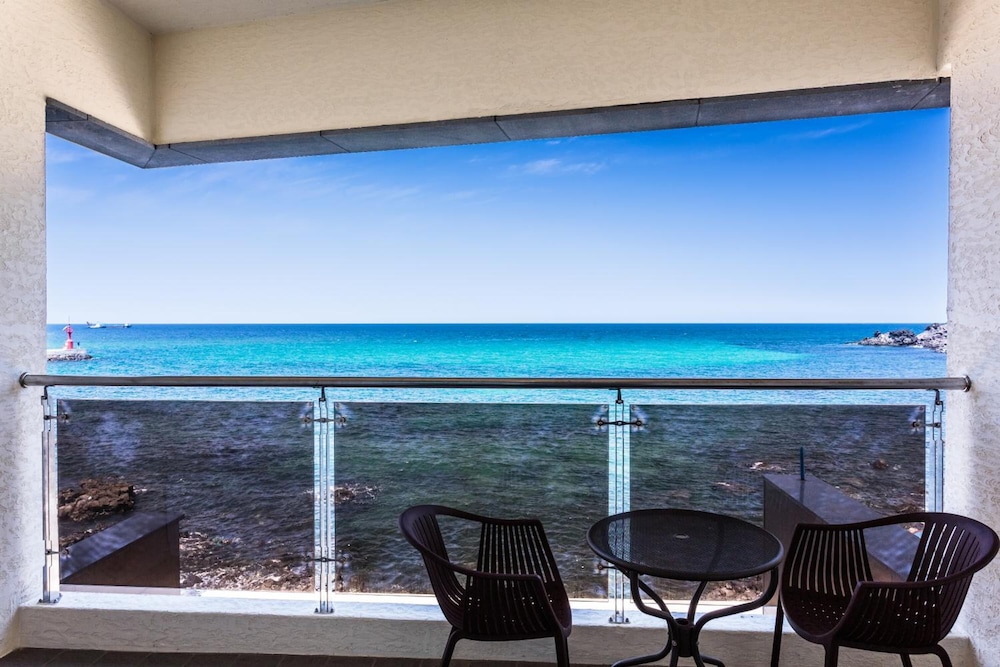 Seastay Hotel Spa 32/37