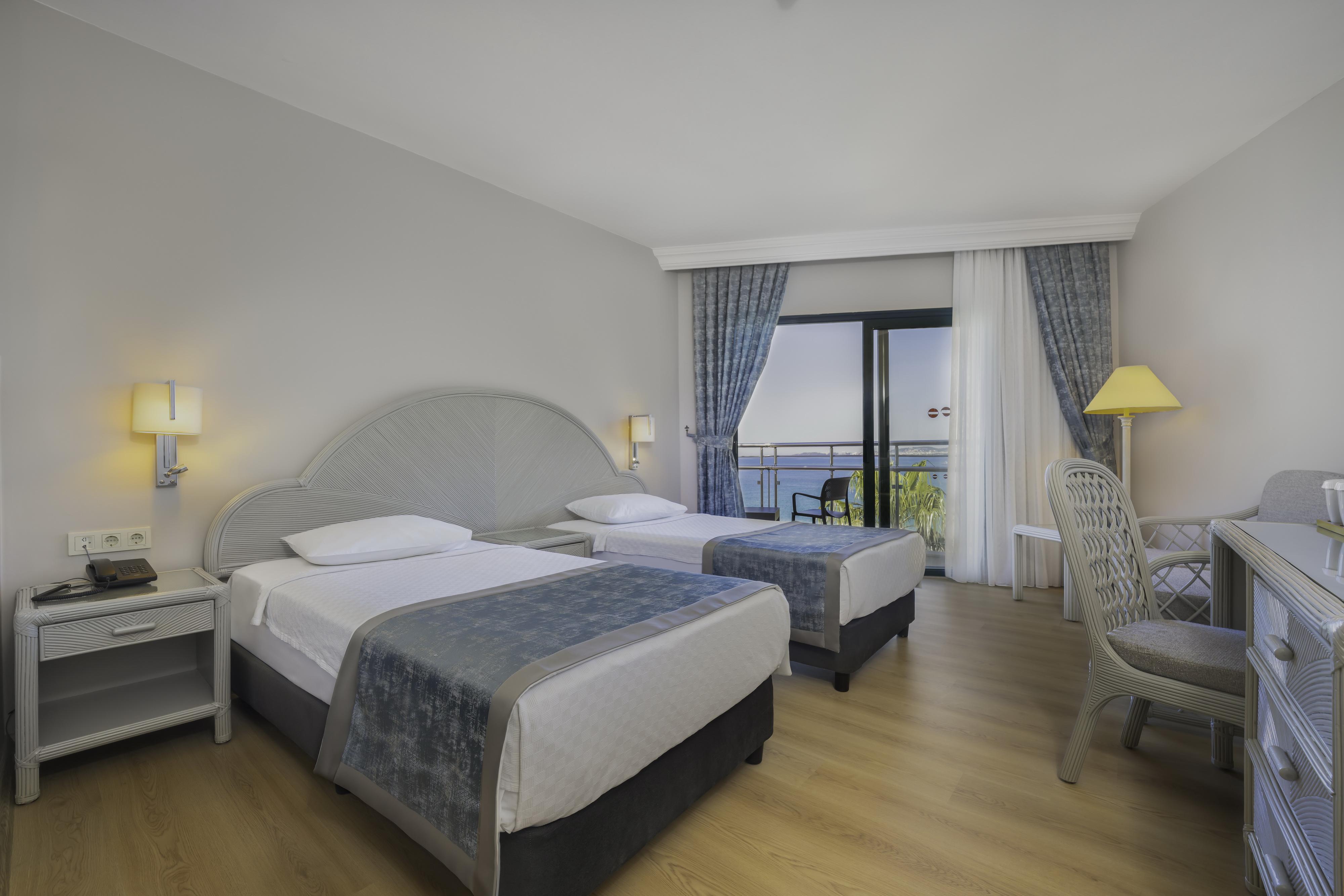 Standard, Double Bed, Sea Side