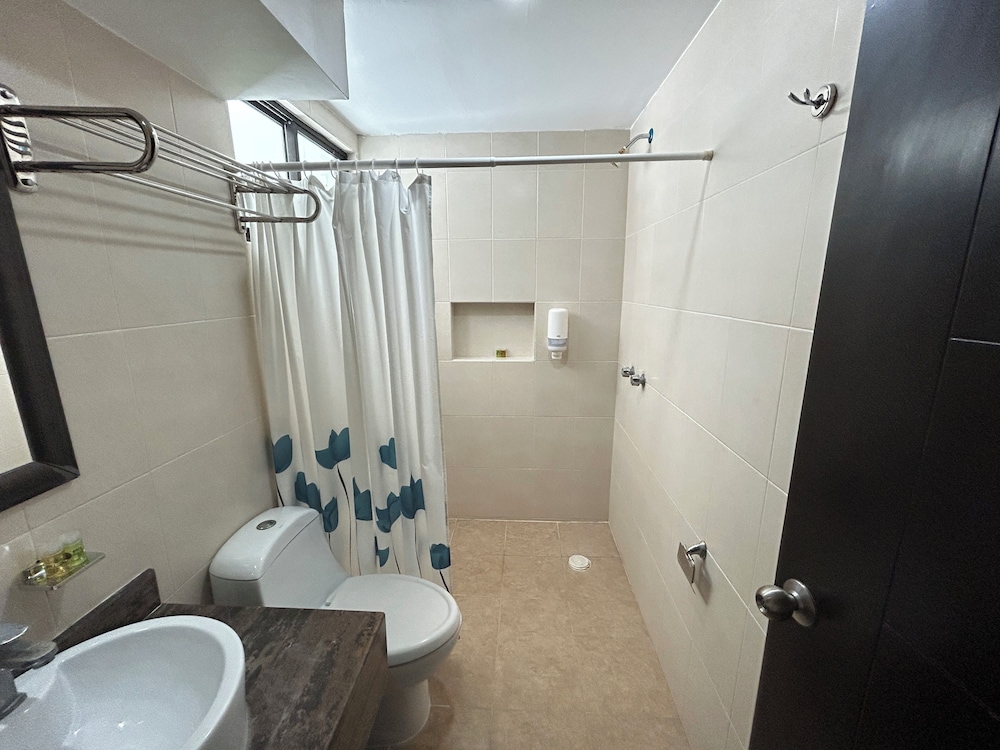 MARAZUL HOTEL BOUTIQUE 52/54