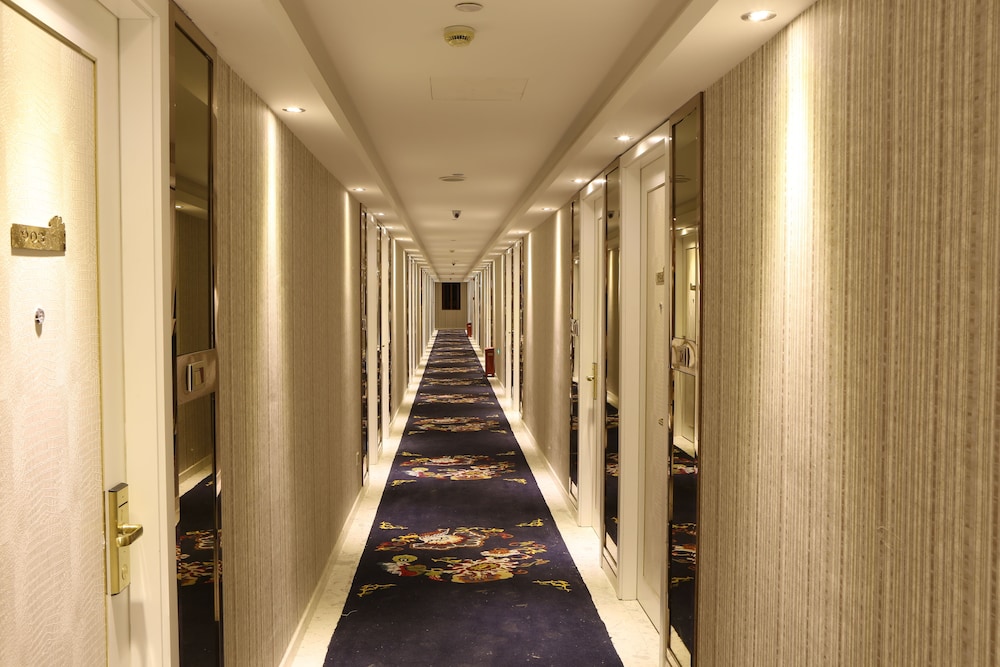 UrCove by HYATT Hangzhou Westlake 24/37
