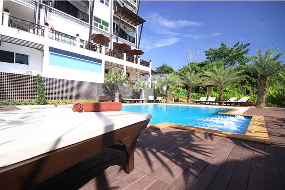 Dee Andaman Hotel 7/34
