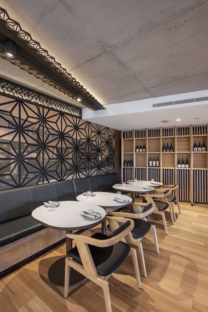 Vibe Hotel Adelaide 35/50