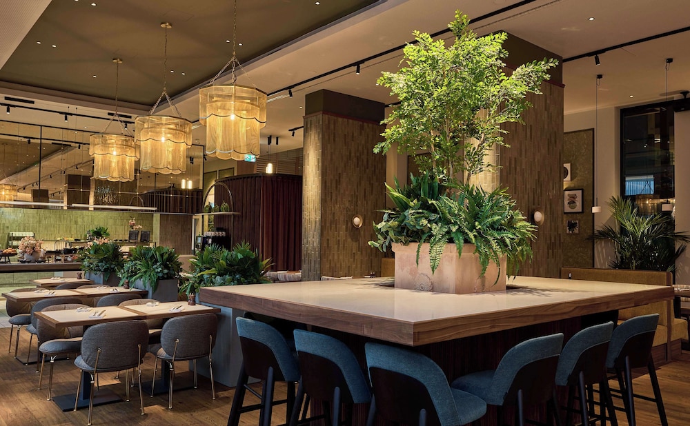 Radisson Blu Hotel Zurich Airport 62/72