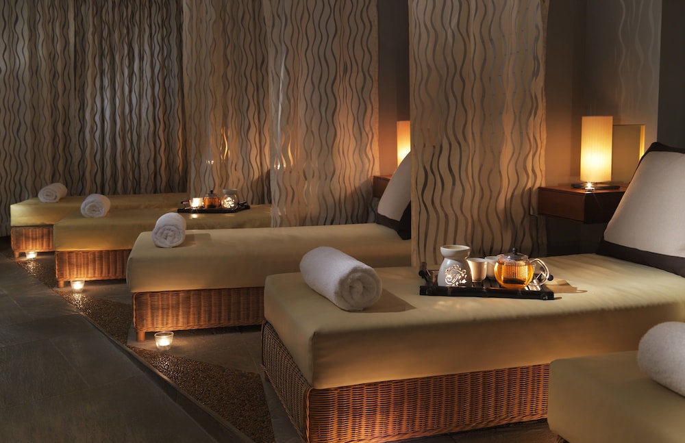 Swimming pool-spa