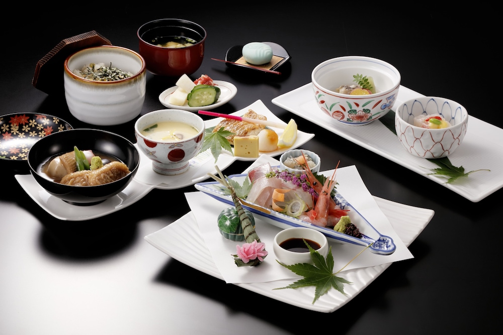 Kanazawa Hakuchoro Hotel Sanraku 33/48