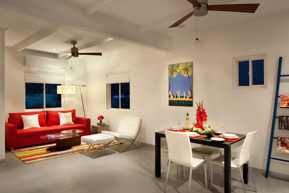 Azul Ocean Club Hotel 43/68