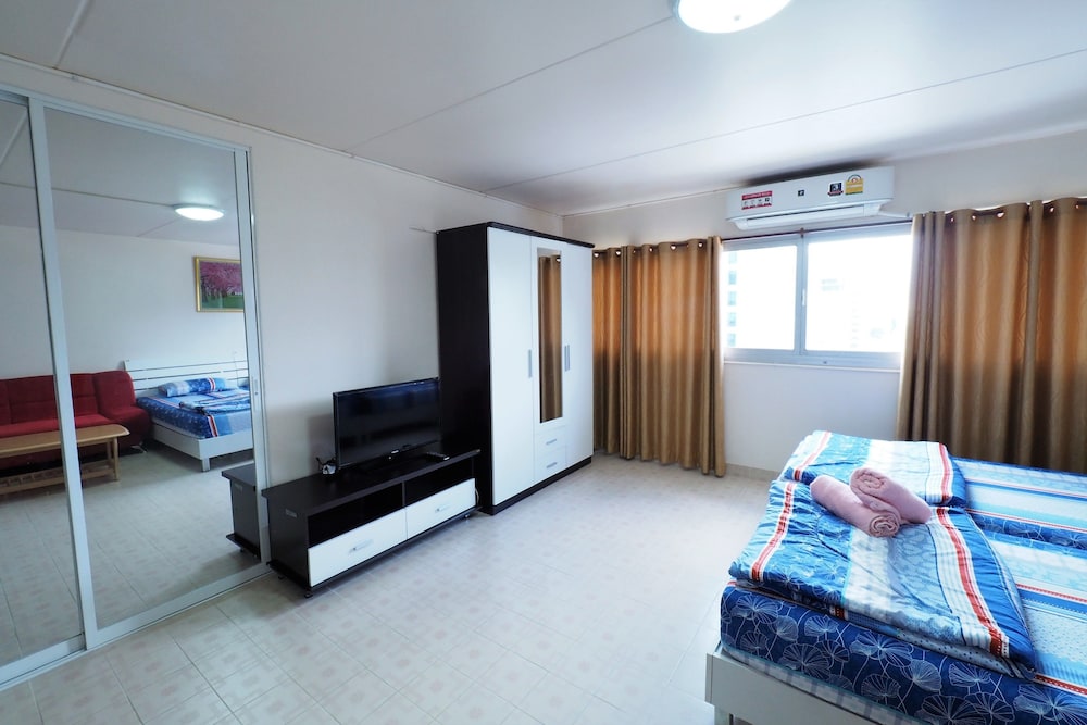 Smart Residence At Muengthongthani 37/40