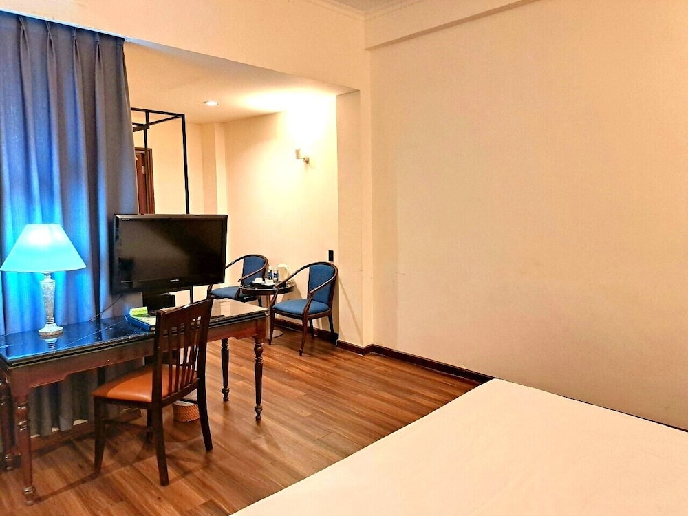 Liberty 2 Hotel 44/62