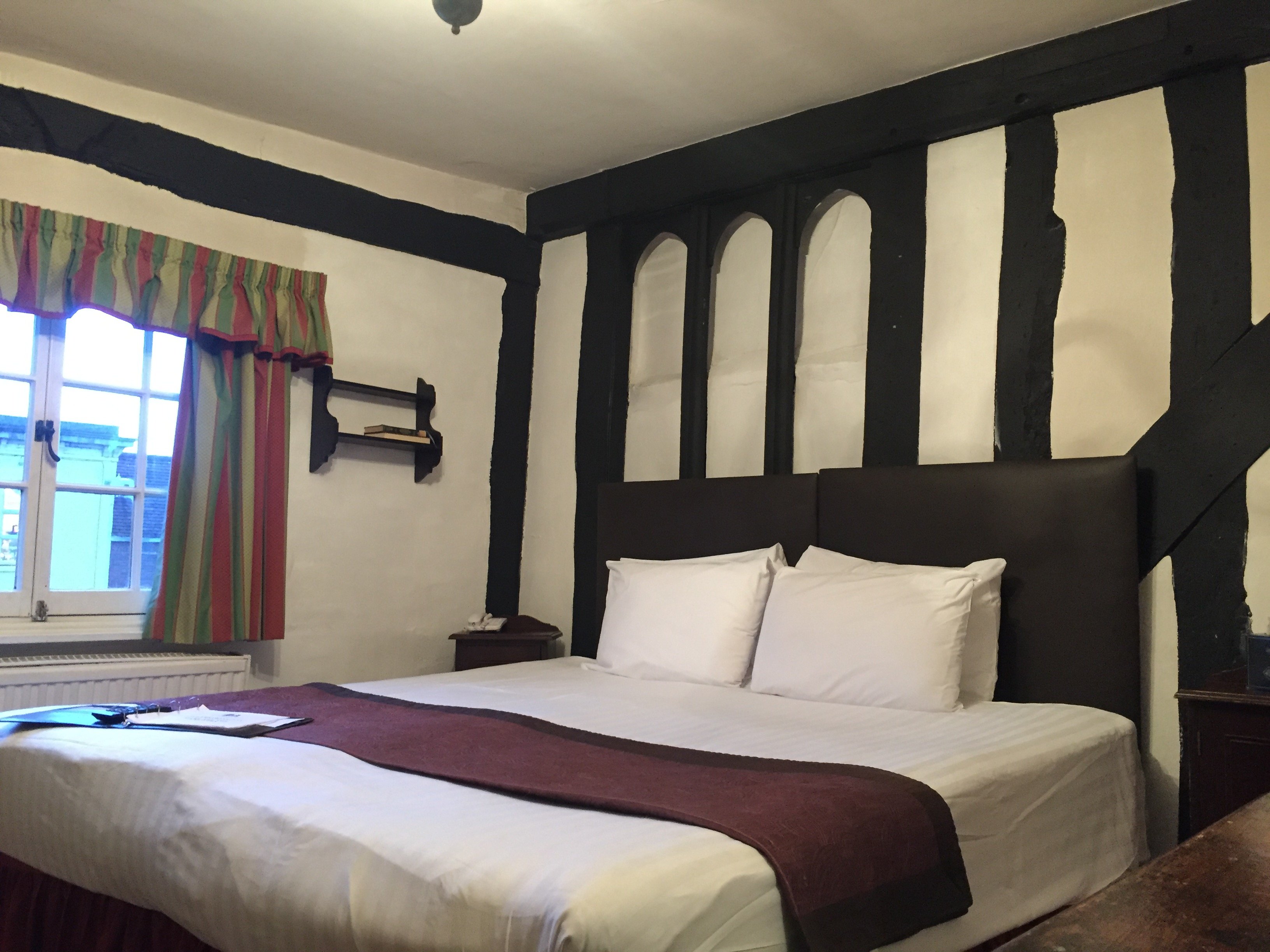 Brook Red Lion Hotel 9/49