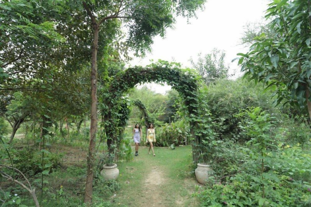 Lohagarh Fort Resort 87/91