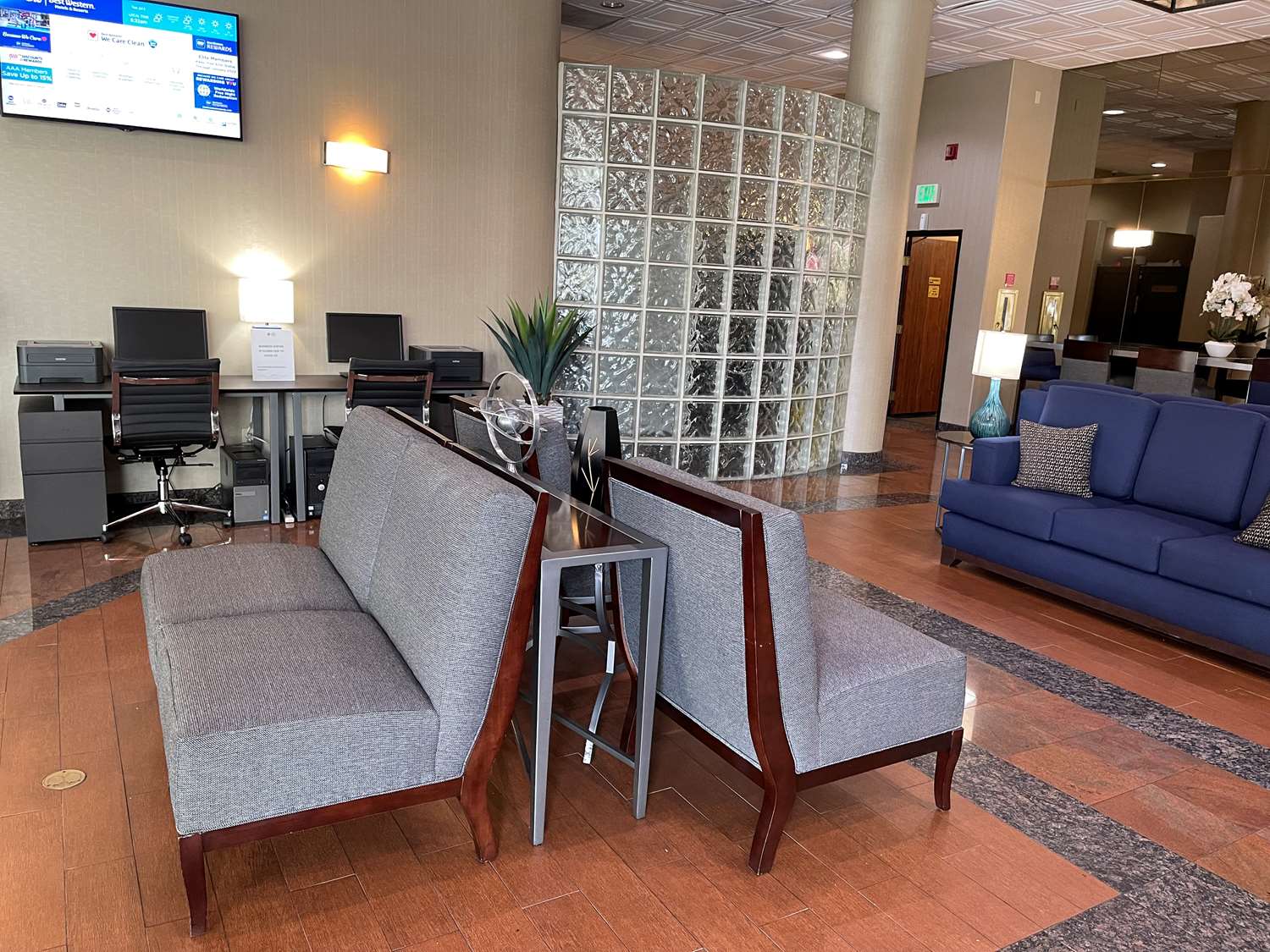 Best Western Plus Suites Hotel - Los Angeles LAX Airport 6/10