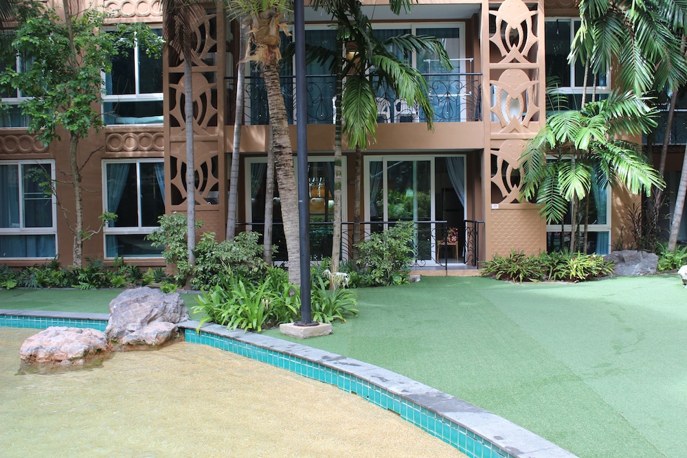 Atlantis Condo Resort Pattaya EVT 43/50