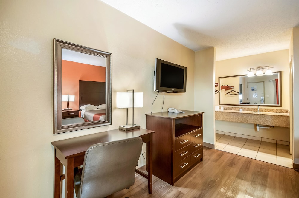 Motel6 Washington, DC - Convention Center 24/37