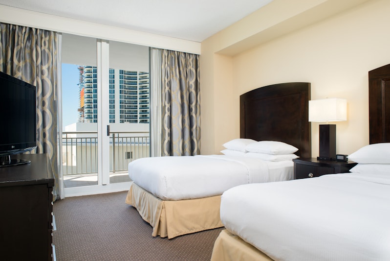 Doubletree By Hilton Ocean Point Resort – North Miami Beach 10/68