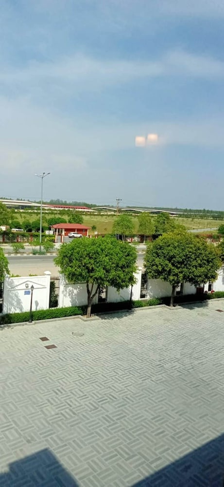 Hotel Uday Residency 32/39