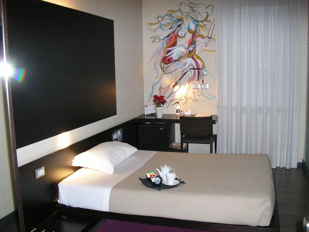 Art Hotel Udine 6/23