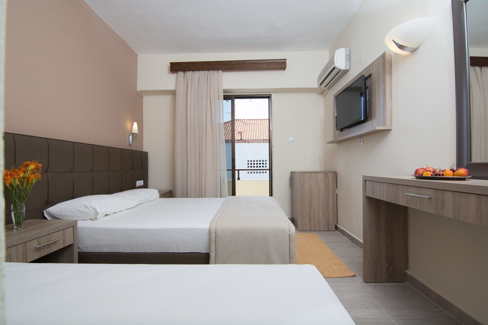 Sun Rise Hotel 27/71